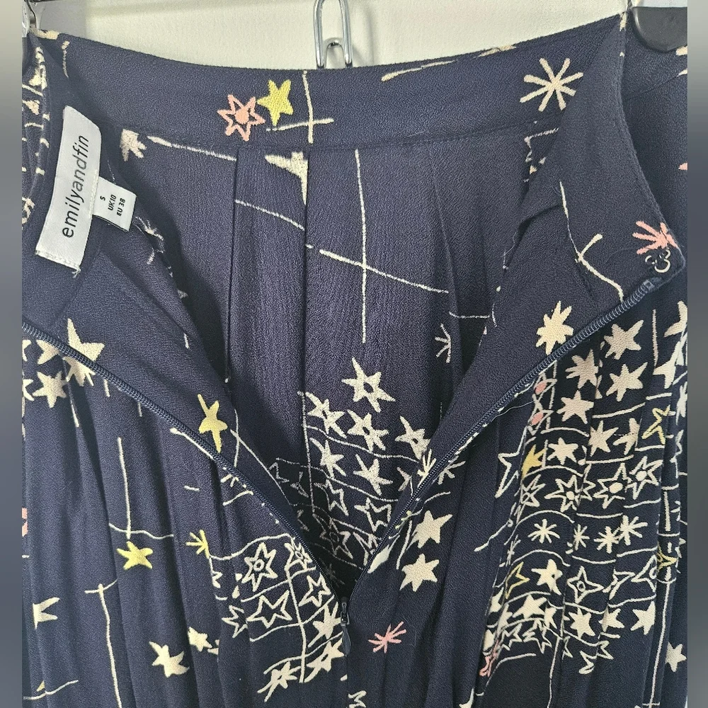 Patterned Navy Skirt - Picture 6 of 8